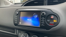 Toyota Yaris 1.5 VVT-i Icon 5dr Petrol Hatchback